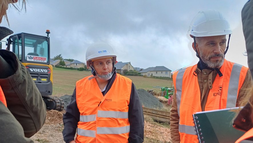 Cécile Mozer, directrice régionale d’Enedis et David Ricordel, responsable RSE au sein d’Enedis Nord-Midi-Pyrénées, ont détaillé les retombées environnementales du chantier.