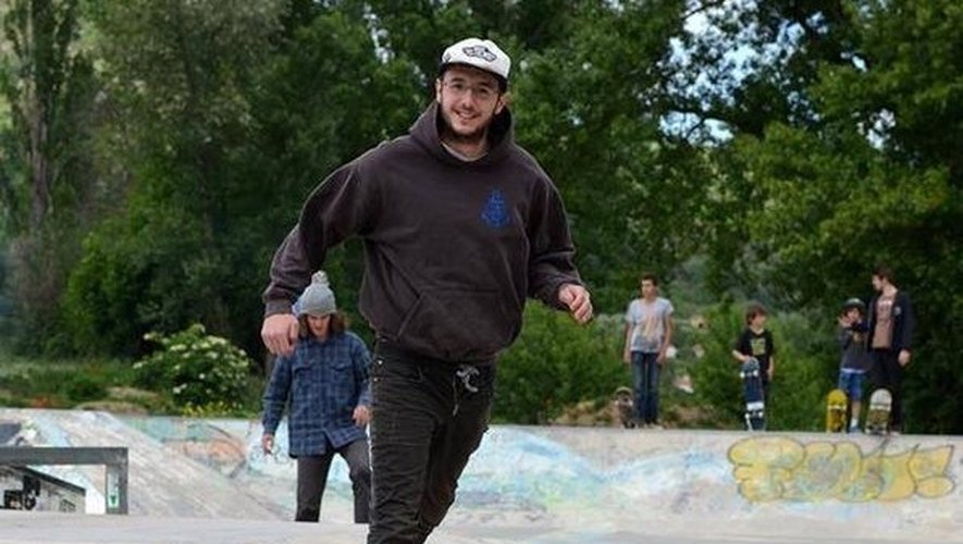 Emmanuel Falzon, passionné de skateboard.