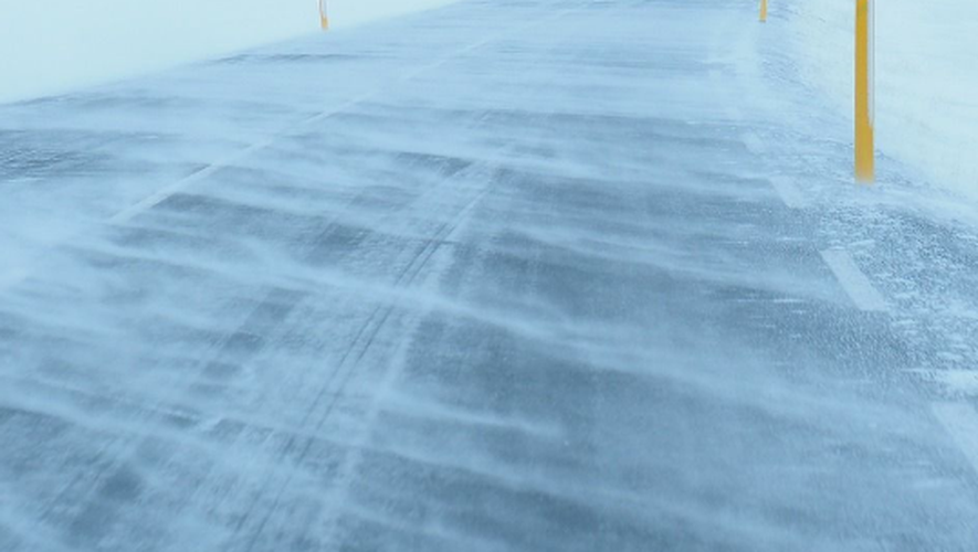 Attention aux routes enneigées sur le plateau de l'Aubrac.