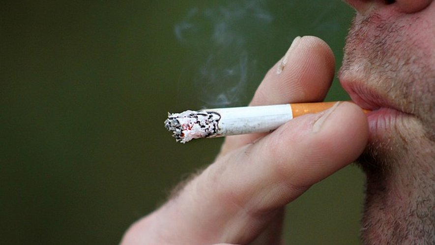 Une proposition de loi veut limiter l'achat de cigarettes à l'étranger.