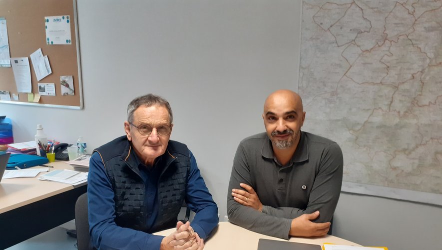 Michel Delpech, président de la com com, et Nour-Eddine Sdour, responsable du site, sont satisfaits du fonctionnement de l’antenne locale.