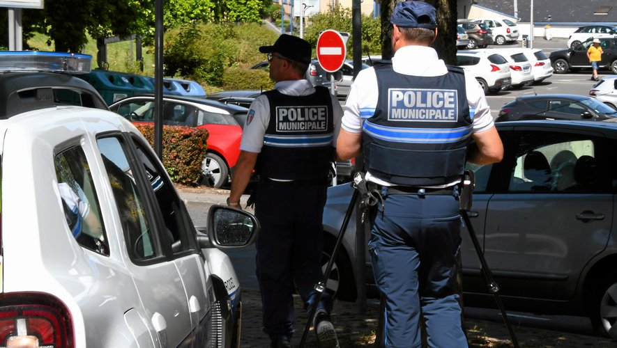 Un policier municipal a été traîné sur une vingtaine de mètres par une automobiliste ivre à Castres.