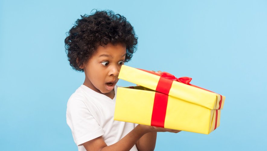 Que dit de nous notre faculté à recevoir ou à offrir des cadeaux ? Décryptage avec la psychologue Sylvie Tenenbaum.