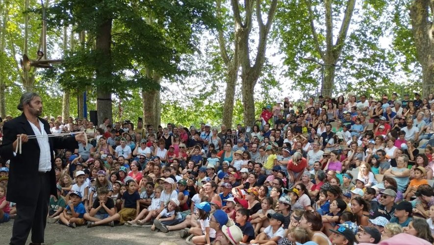 Le festival Cap mômesa attiré la grande foulesur le site du foirail.