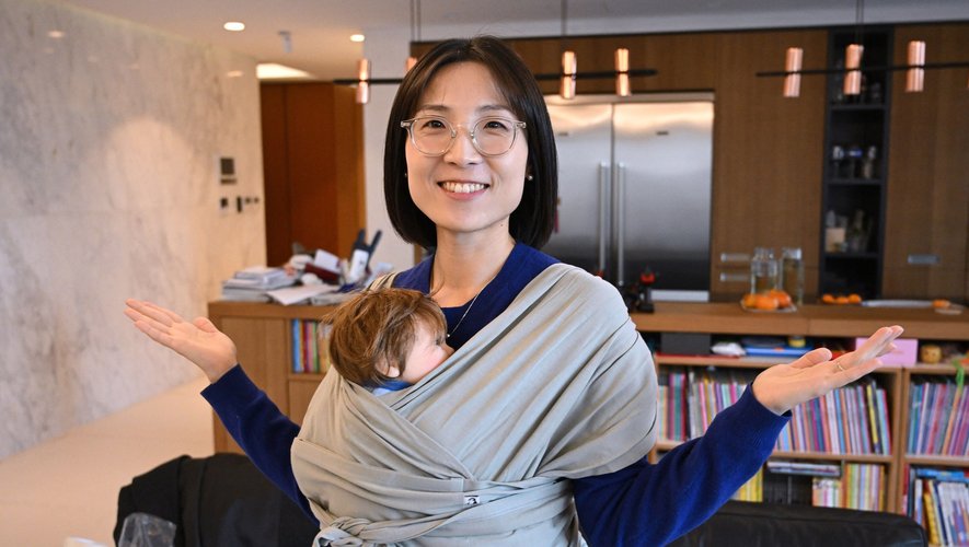 Bien que de moins en moins d'enfants naissent en Corée du Sud, les dépenses dans le secteur des équipements et produits pour bébés progressent, et l'activité de la société de Mme Lim est florissante.