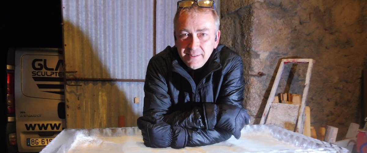 Aveyron : Michel Authier, un sculpteur sur glace aux mains en or