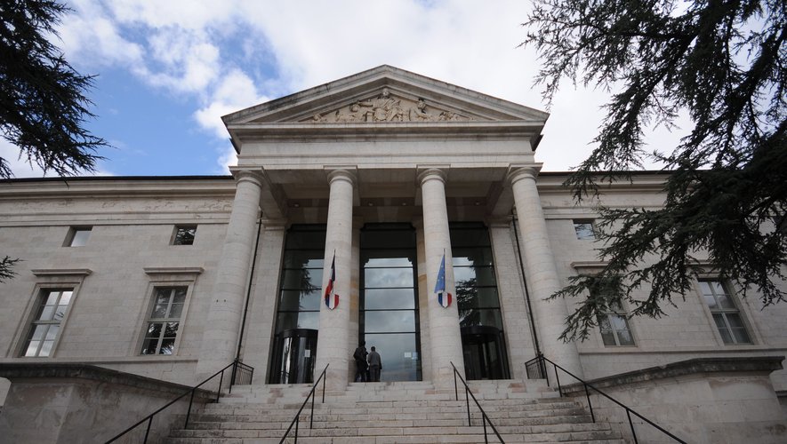 Les trois "fêtards" de Millau ont été condamnés devant le tribunal de Rodez, vendredi 12 janvier 2024.