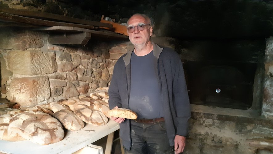 Le pain cuit au four à bois,un véritable régal !