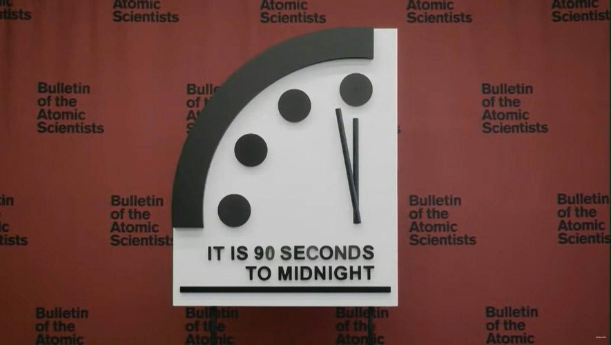 L'horloge de l'apocalypse, qui symbolise depuis 1947 l'imminence d'un cataclysme planétaire, a été maintenue mardi à 90 secondes du gong fatidique.