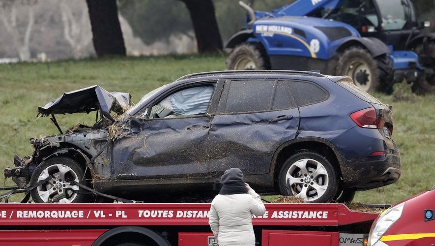 La BMW a foncé dans un barrage agricole à Pamiers : Alexandra Sonac et sa fille, Camille, ont été tuées.