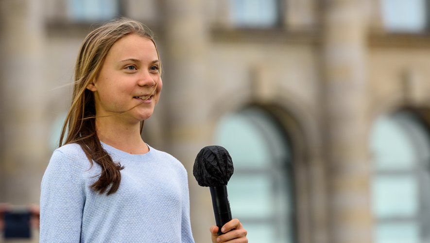 Greta Thunberg lorsqu'elle s'exprimait lors de la grève pour le climat devant le palais du Reichstag à Berlin, en 2021.