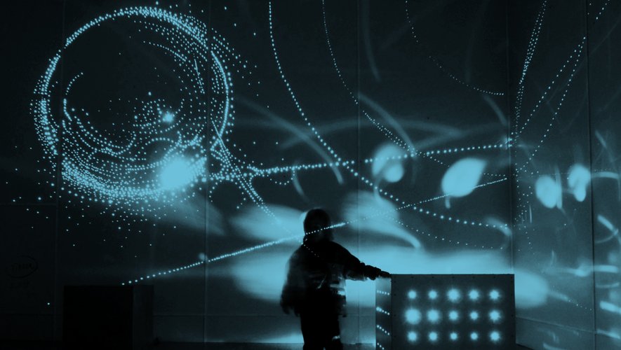 Espallion. Immersione nell’infinito dell’universo: “Terra nel cielo” Espallion. Immersione nell’infinito dell’universo: “Terra nel cielo”