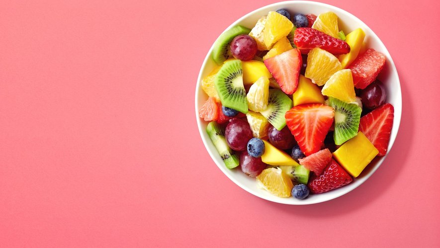 Nutrition : peut-on consommer " trop " de fruits ?