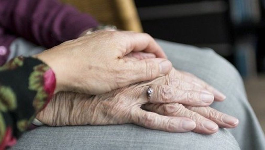 France Alzheimer Aveyron aide toujours à profiter de la vie