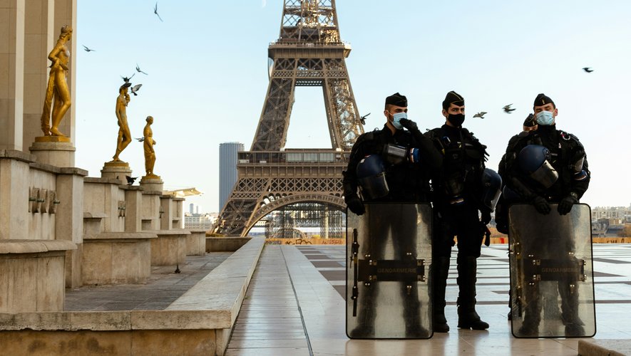 La sécurité entre le Champ-de-Mars et la place du Trocadéro est renforcée.