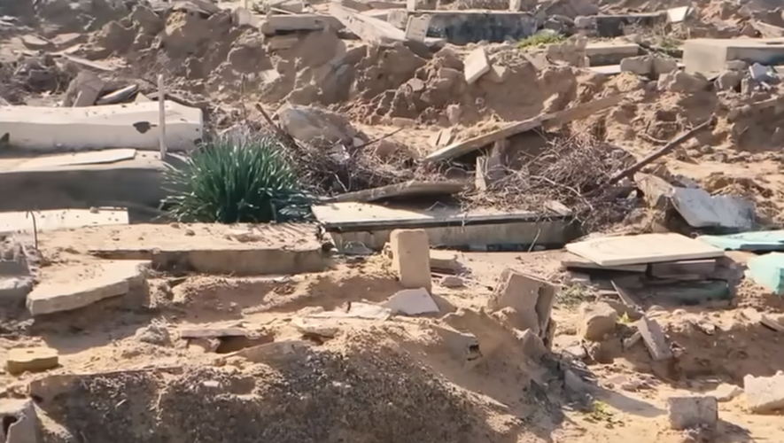 La moitié des cimetières partiellement ou complètement détruits par Tsahal.