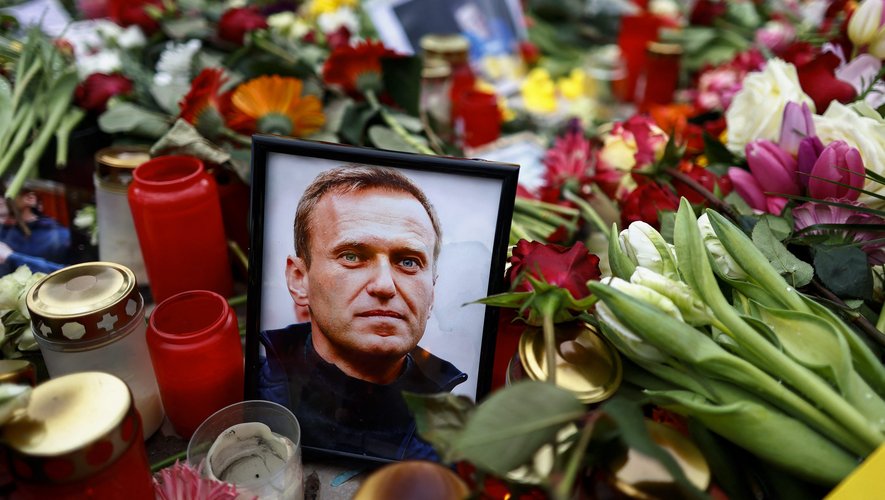 L'opposant russe Alexeï Navalny est mort le 16 février 2024 dans la colonie pénitentiaire où il était incarcéré.