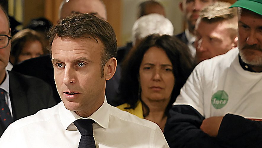 Le président de la République Emmanuel Macron ce samedi 24 février, au Salon de l'agriculture, porte de Versailles