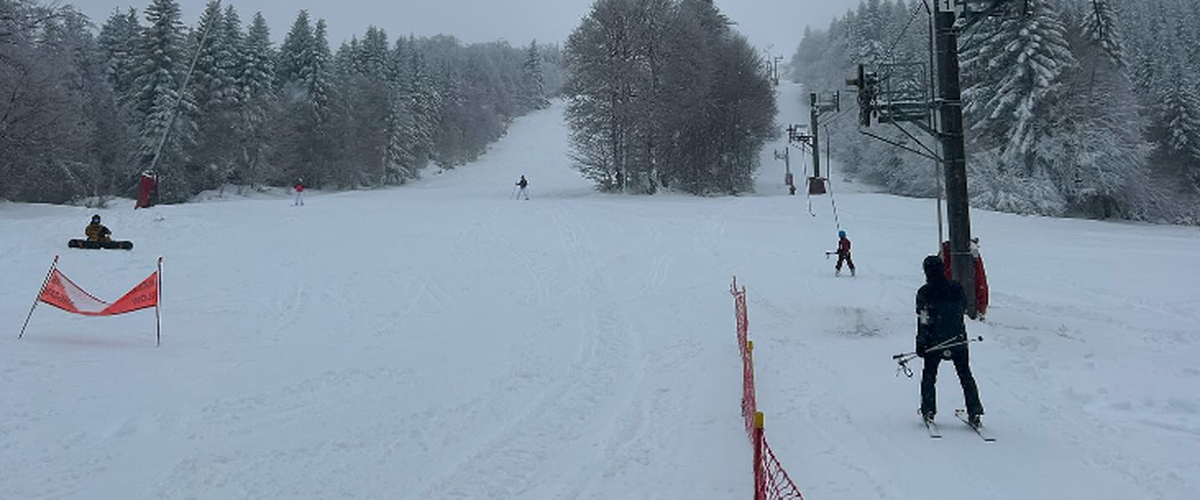 Stations de Laguiole et de Brameloup : ski, raquettes, luge, randonnées... que faire ce lundi 26 février ?