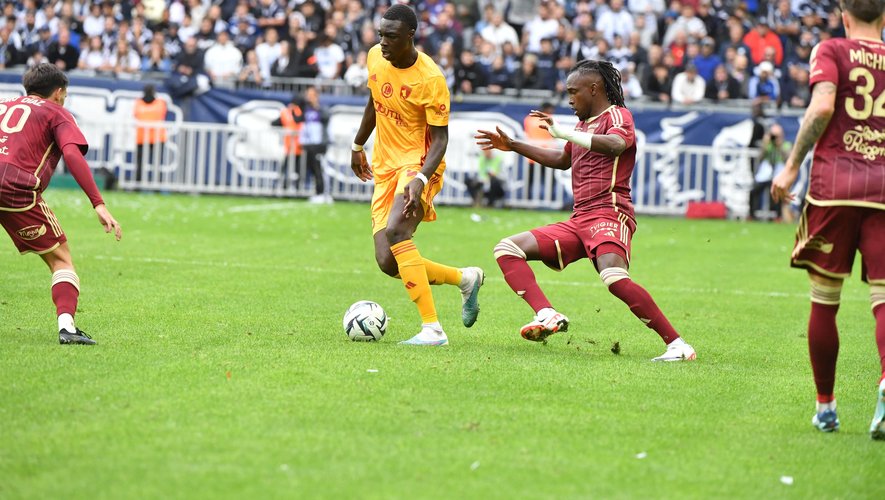 L'attaquant Hondurien du FC Girondins de Bordeaux a été victime d'un choc à la tête très violent lors du match contre Guingamp.
