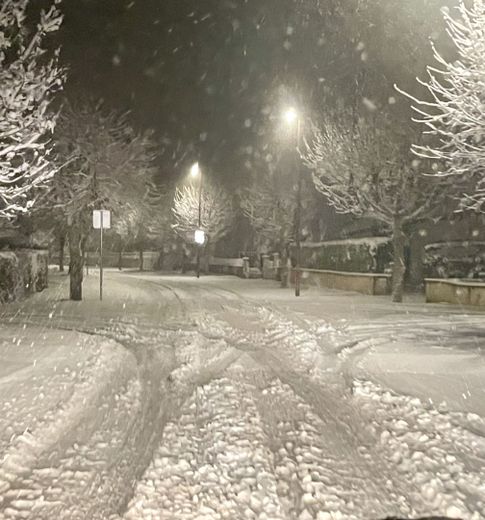 D'importantes quantité de neige sont attendues dans le quart sud-est de la France dès samedi soir.