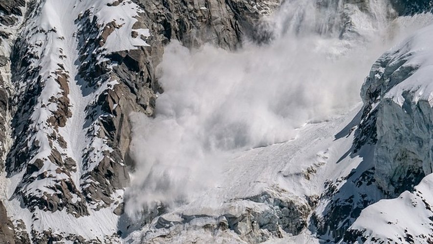 Un jeune homme a perdu la vie dans une avalanche dans les Alpes ce vendredi.