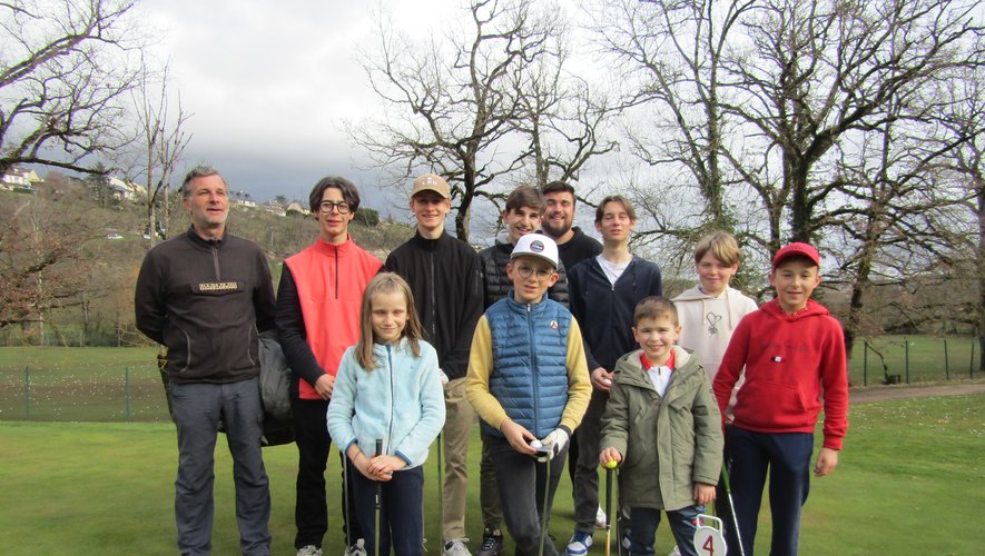 Un des groupes de l’écolede golf, avec Jérôme.