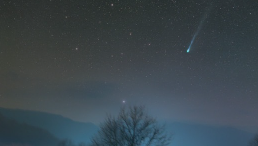 Astronomie: Om de komeet van Satan die zich momenteel aan de hemel bevindt te observeren, heb je alleen een verrekijker nodig