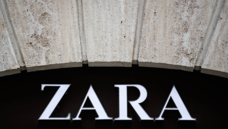 Consacrée dès les années 1990 en France avec l'arrivée de Zara, la "fast fashion" puis l'"ultra fast fashion" s'imposent dans les habitudes des consommateurs et déstabilisent le marché de la mode.