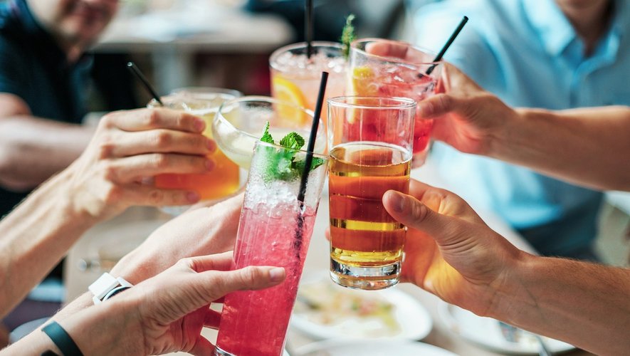 Uzależnienie od alkoholu: jakie pięć znaków powinno ostrzegać Cię o Twoim uzależnieniu? Uzależnienie od alkoholu: jakie pięć znaków powinno ostrzegać Cię o Twoim uzależnieniu?