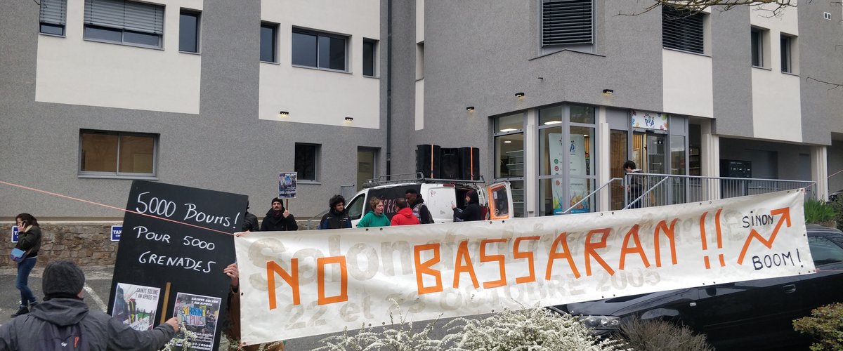 Rodez : un an après les violents affrontements de Sainte-Soline, ils se rassemblent devant la gendarmerie