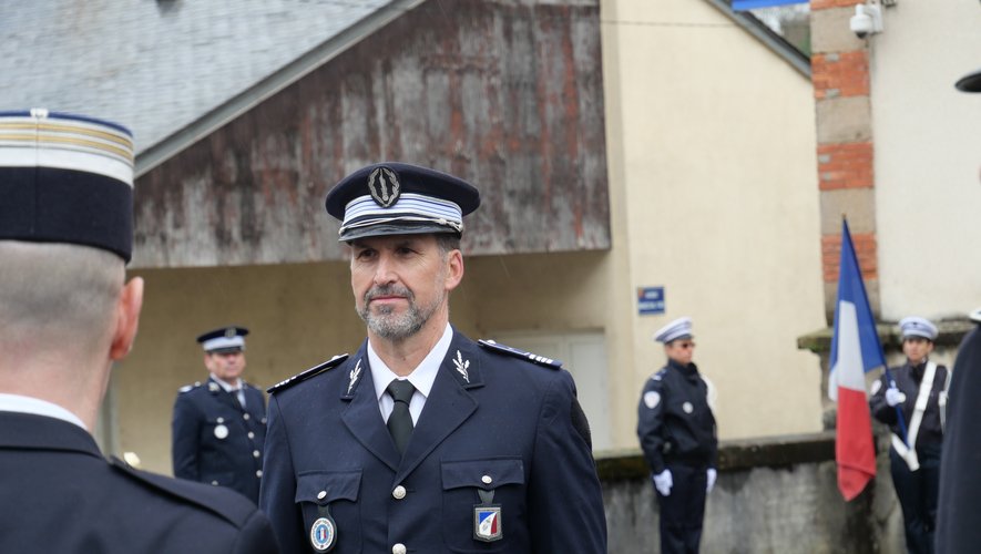 Le commandant Fabrice Mrozinski lors de sa prise de fonction.