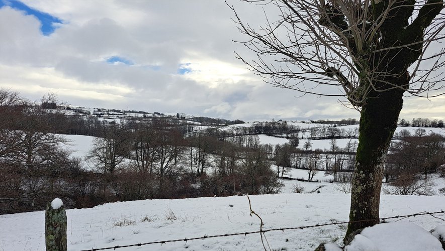 Ce dimanche, en fin de journée, la neige pourrait s’inviter en Aveyron.