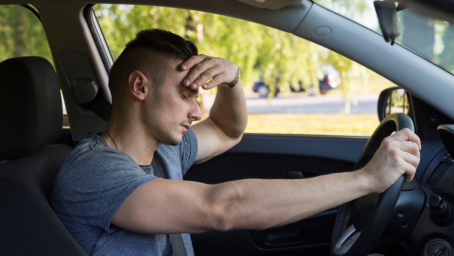 La moitié des conducteurs de moins de 35 ans a pris l'habitude de ne pas faire de pause durant de longs trajets.