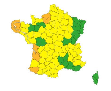 L’Aveyron est inclus dans le lot de départements en jaune, ce 8 avril 2024. C’est une double vigilance qui touche le territoire aveyronnais.
