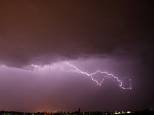 METEO. Des orages arrivent après la vague de chaleur : voici qui sera concerné dans la nuit de dimanche à lundi