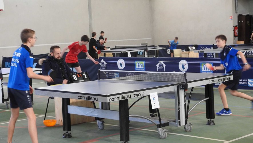 Ethan et Titouan, deux grands espoirs du Ping-pong Club Lijacois.