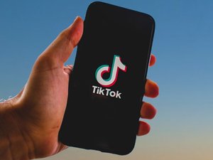 Passer son temps sur TikTok Lite rapporte de l'argent aux utilisateurs, quelle est cette application qui incite à la surconsommation de contenus ?
