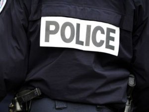 Policiers blessés, enfant de 10 ans en urgence absolue : ce que l'on sait de l'accident survenu pendant un contrôle, à Paris