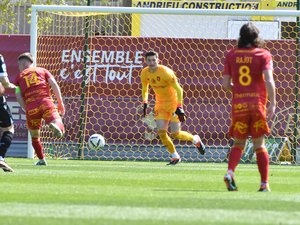 Football : Ewen Jaouen, l'étonnante maturité du nouveau gardien de Rodez