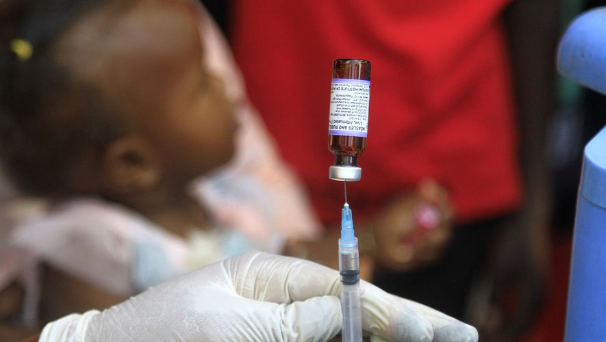 Parmi les vaccins inclus dans l'étude, la vaccination contre la rougeole est celle qui a eu l'impact le plus significatif sur la réduction de la mortalité infantile, représentant 60% des vies sauvées.