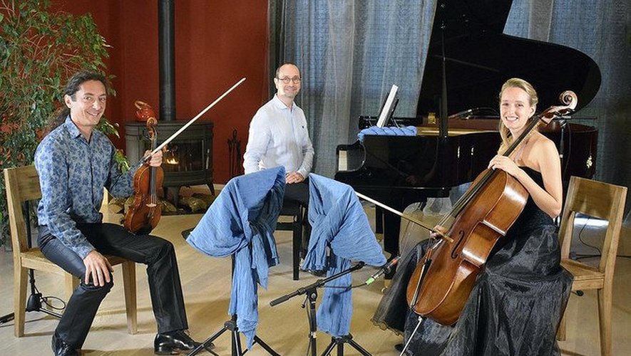 Le Trio Pastel interprète des musiques de films.