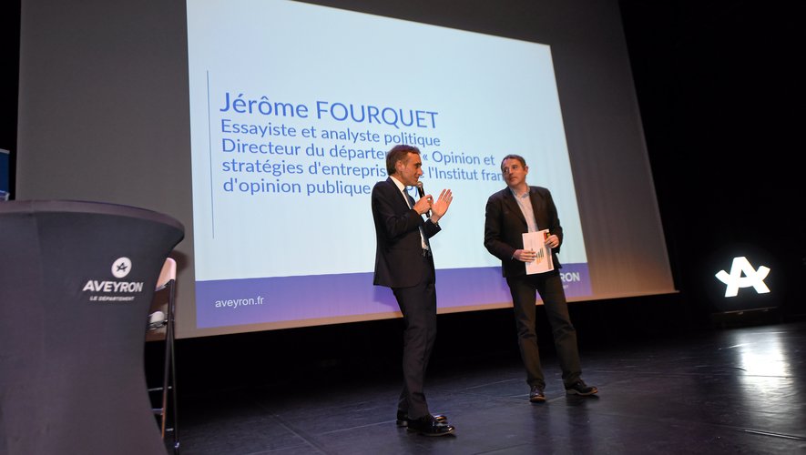 Arnaud Viala avait invité Jérôme Fourquet à ce forum des maires et président de communautés de communes.