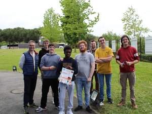 Rodez : le club Robots du lycée Monteil brille encore et disputera la finale nationale les 11 et 12 mai !