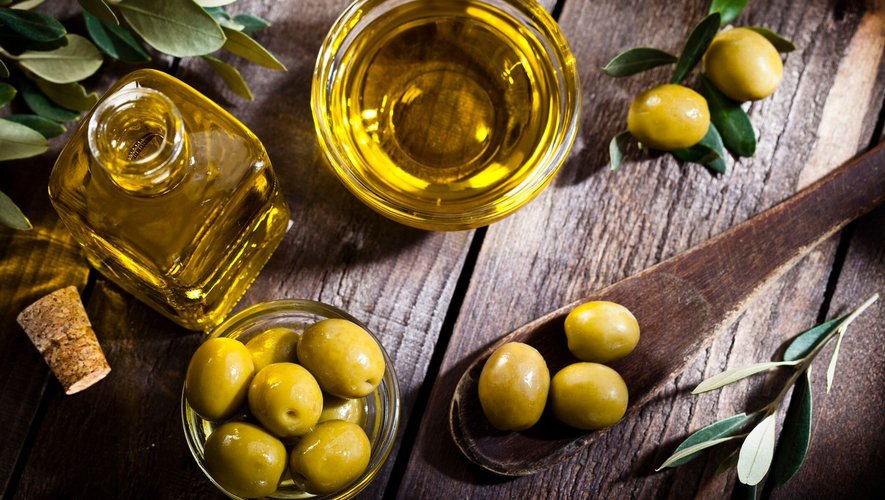 D'après plusieurs études, l'huile d'olive serait bénéfique pour le cœur, le cerveau, et la longévité.