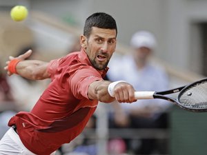 Roland-Garros 2024 : Novak Djokovic déclare forfait, ce que cela change pour le tournoi et au classement ATP