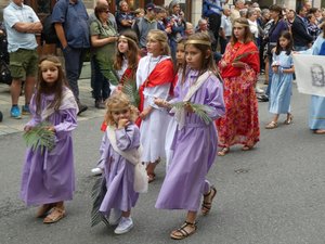 Aveyron : recherche figurants, enfants et ados, pour la procession de la Saint-Fleuret