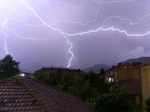 CARTES. Météo : orages et pluies diluviennes au sud, Aveyron, Gard, Hérault et Lozère fortement touchés en journée