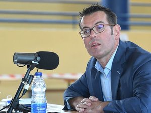 Elections législatives 2024 : patron des Républicains de l'Aveyron, le maire de Saint-Affrique Sébastien David dit 