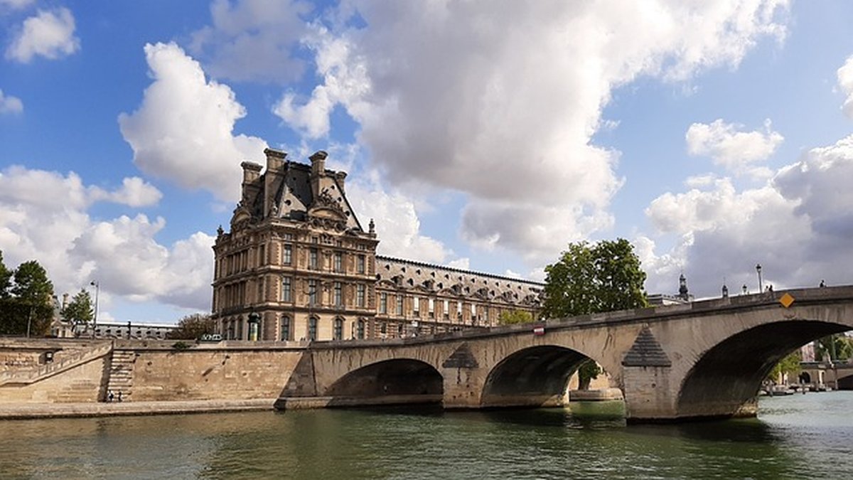 JO de Paris 2024 : les analyses confirment que la Seine est trop ...